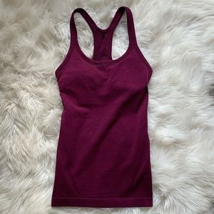 Lululemon tank